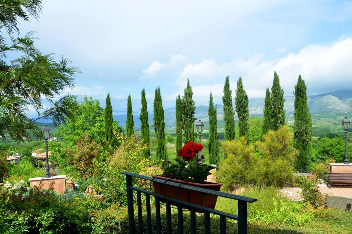 Bosco D'Olmi Country House Sant'Andrea del Garigliano Exterior foto