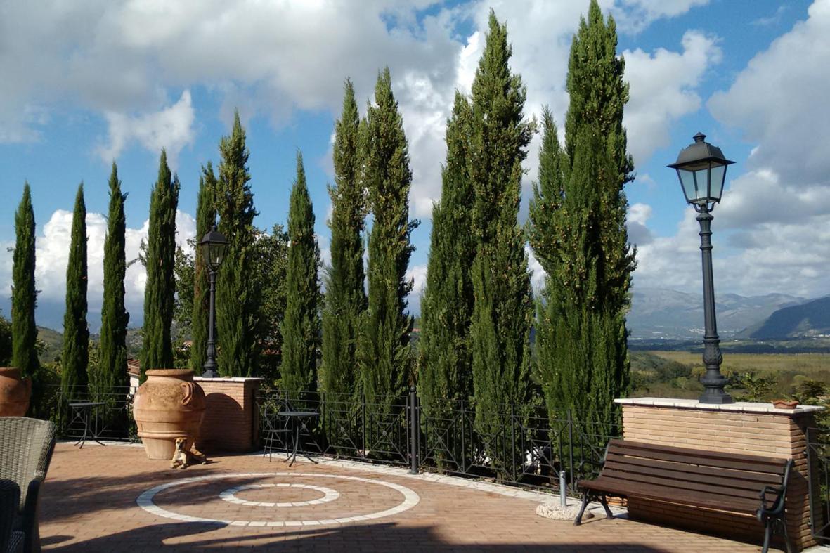 Bosco D'Olmi Country House Sant'Andrea del Garigliano Exterior foto